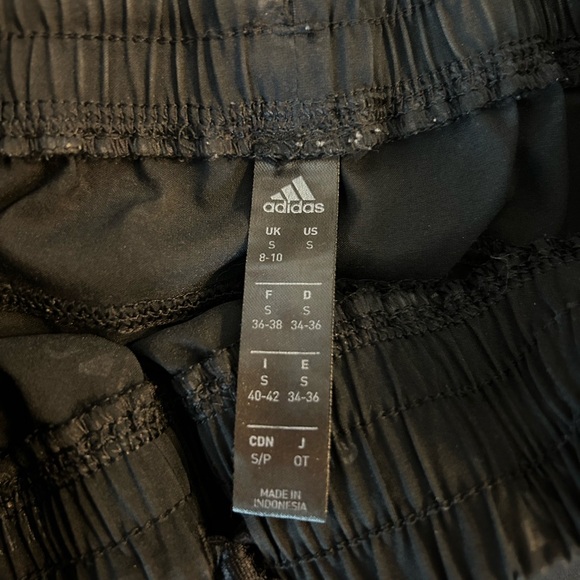 Adidas black athletic shorts size small - Picture 3 of 3